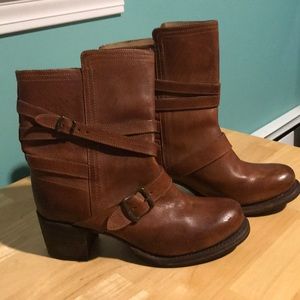 Frye high heeled Boots